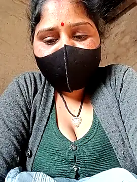 Bharti_thakurr's cam snapshot