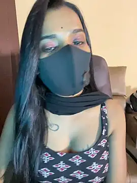 its_ur_flora's cam snapshot