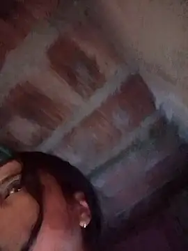 Giselabrunette25's cam snapshot