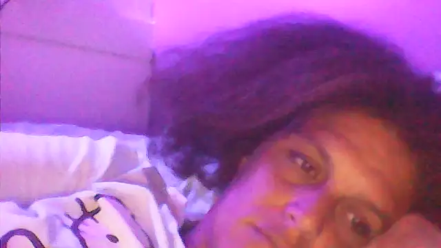 sarahkat86's cam snapshot