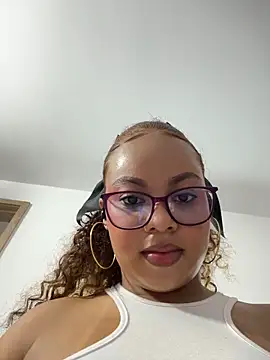 AlesiaCooper live sex cam
