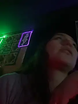 Eveeelyn25 live sex cam