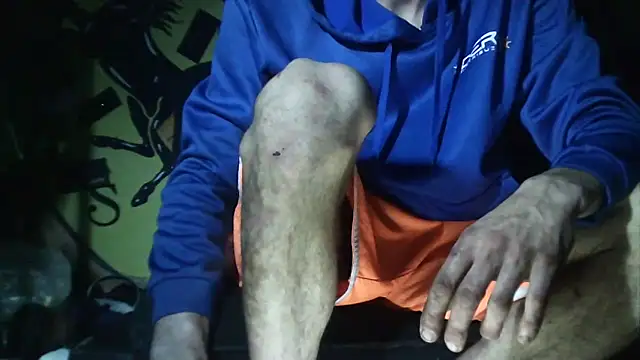 ILOVEhairywoman's cam snapshot