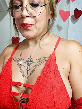 Gatithaaa's cam snapshot