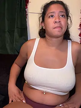 AshleyLoveee's cam snapshot