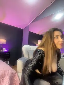 Samantha_Milf__'s cam snapshot