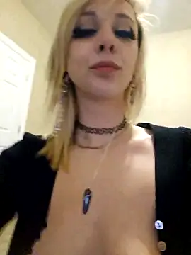 AmethystFoxx's cam snapshot