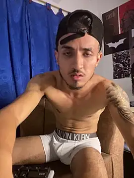 Kriss_Edwards's cam snapshot