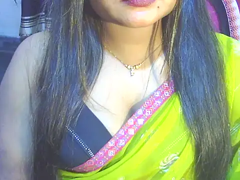 Nusrat_Faria's cam snapshot