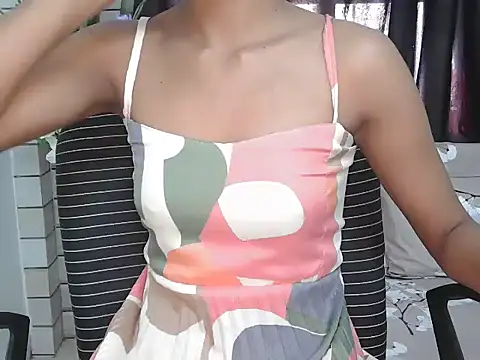 Richa_Patel's cam snapshot