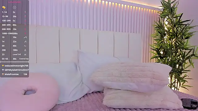 Alissa_piee live sex cam