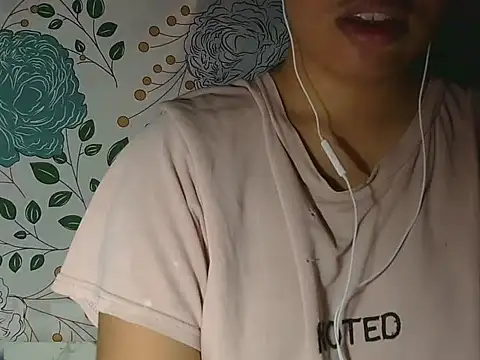 ChubbyButty live sex cam