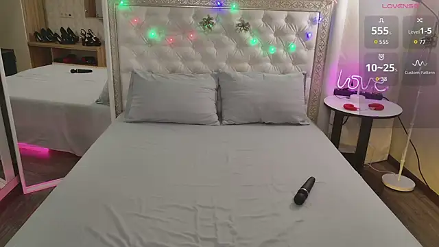 Alice_on_fire's cam snapshot