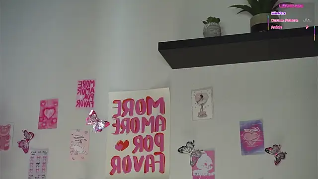 AmiLewis live sex cam