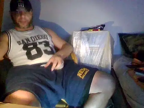 SmokedAlloy2 live sex cam