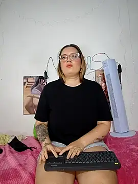 kendallclarkk03 live sex cam