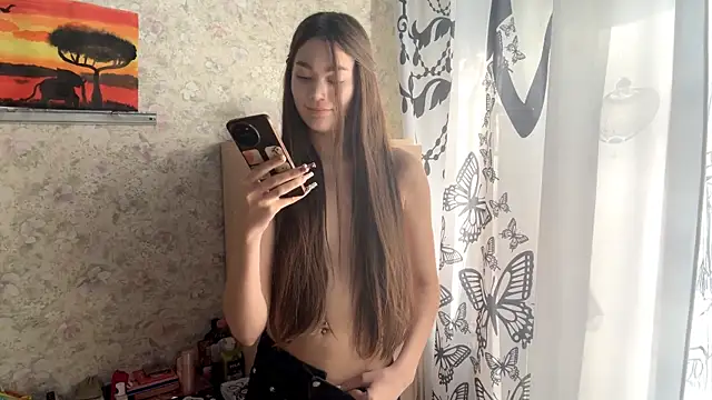 Cuteviola live sex cam