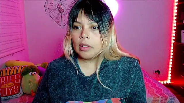 EllieMoonX live sex cam