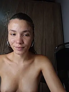 PocaHontas2026 live sex cam