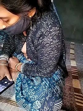 Hot_bhabhi300 live sex cam