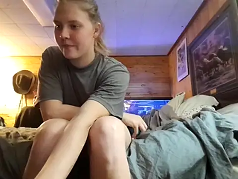 Ryan_and_Aurora live sex cam