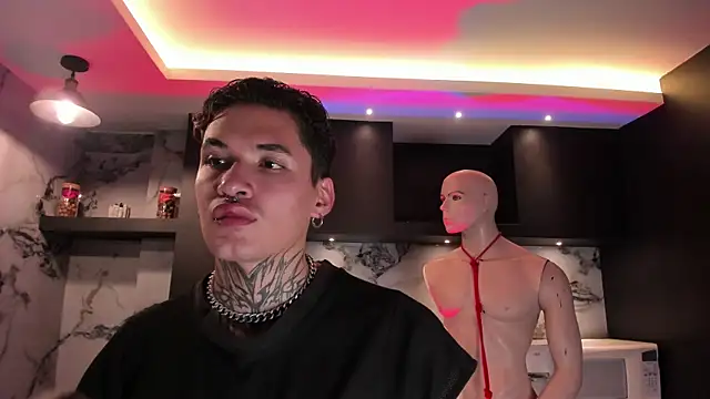 AlecBanne live sex cam