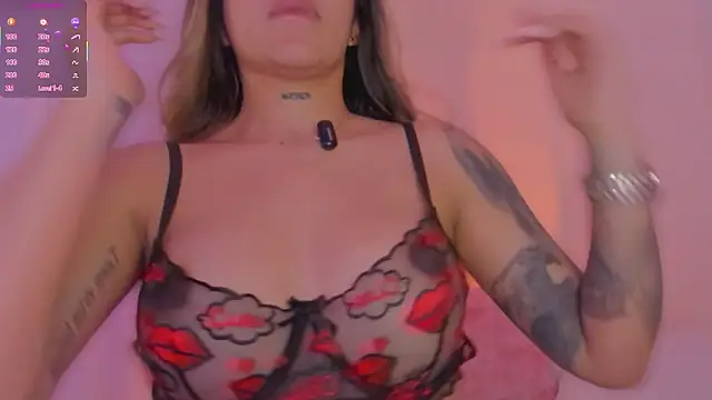 CrystalWw's cam snapshot