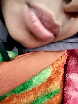 Aaisha-16 live sex cam