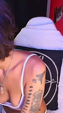 luci_fer_devil's cam snapshot