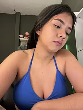 alhaana_'s cam snapshot