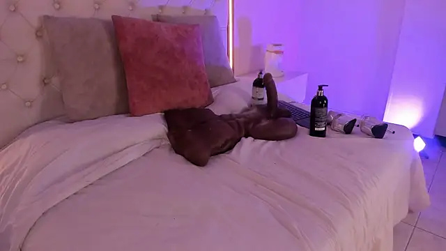 sweetty_paulina's cam snapshot