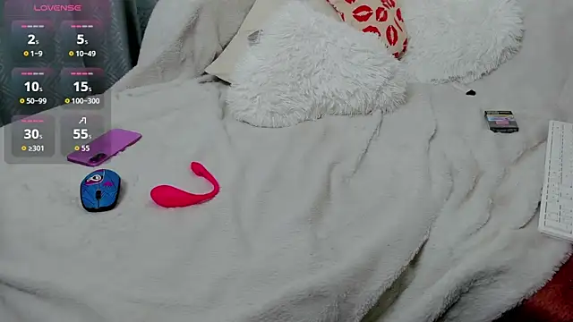 MiaKiittyy's cam snapshot