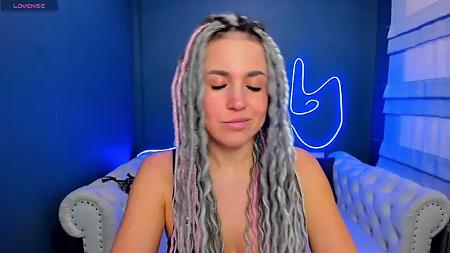 rock_n_roxy's cam snapshot