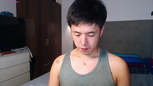 Addictiveboi live sex cam