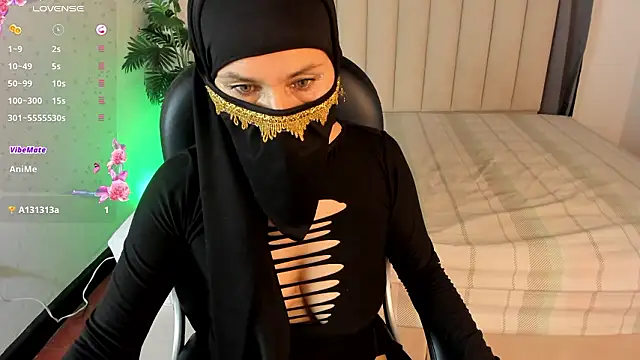 Latifa_ali's cam snapshot