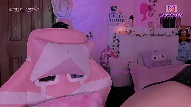 gabyye_capprins's cam snapshot