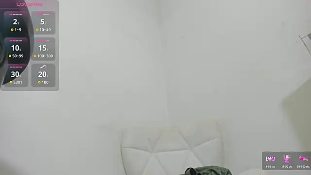 nathalia_isazax live sex cam