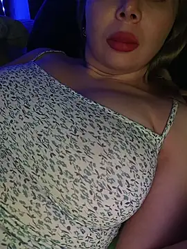 BunnyFoxy777 live sex cam