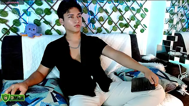 Liam_Chameliam live sex cam