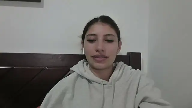 AliceTeenager___'s cam snapshot