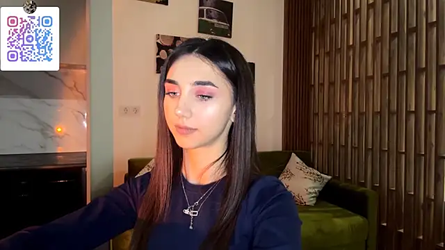 LinaMour's cam snapshot