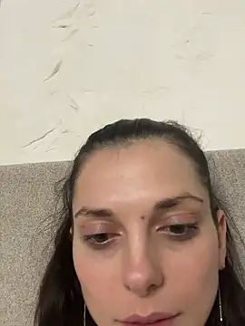 EllyLynn's cam snapshot