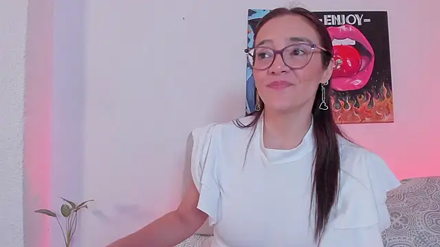 Jessica_Herrera_'s cam snapshot