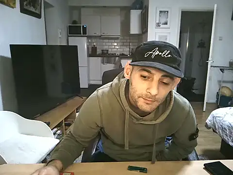 mihaimichael's cam snapshot