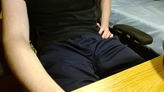 readytocome90's cam snapshot