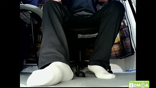 justshutupandwatch's cam snapshot