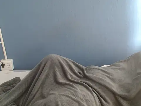 Sweet-Bella17's cam snapshot