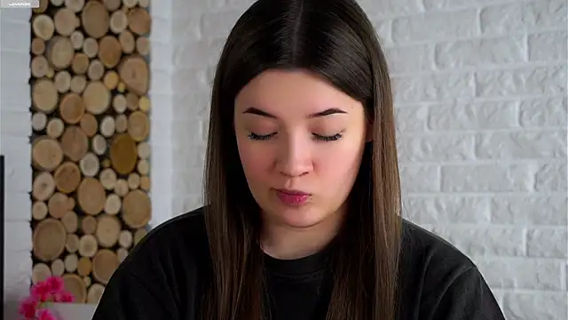 LowOncoming's cam snapshot