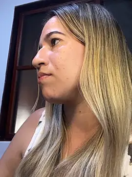 Antonellachic73's cam snapshot