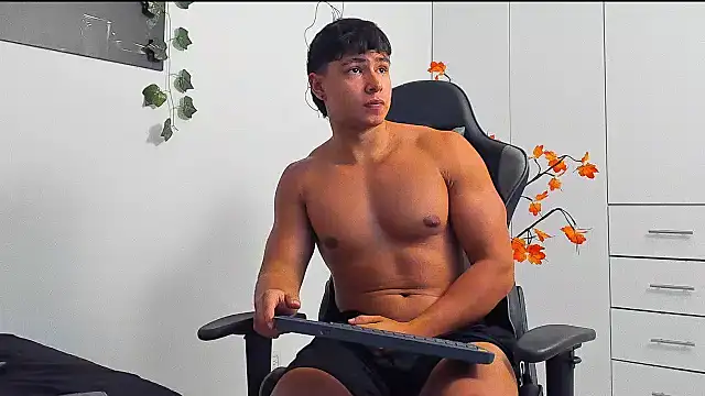 Bray_Kevin live sex cam